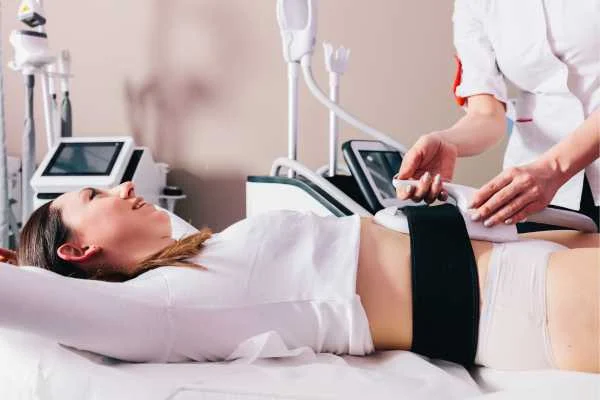 woman having body sculpting to help improve her body image and her mental health Gateshead
