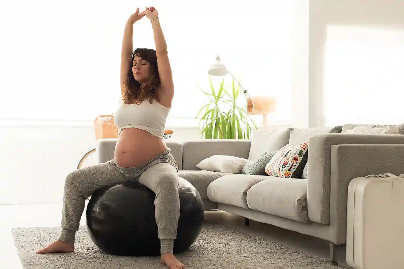 How to Support Your Core Safely During Pregnancy Gateshead